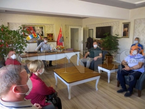 FATSO üyeleri İlçe Emniyet Müdürünü ziyaret etti FATSO üyeleri İlçe Emniyet Müdürünü ziyaret etti