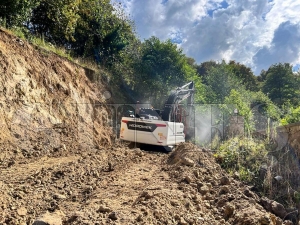Dolunay mahallesinde yeni yol ama almalar sryor