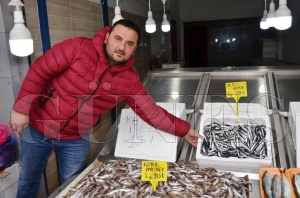 2 kilo fndk getirene 1 kilo hamsi bedava