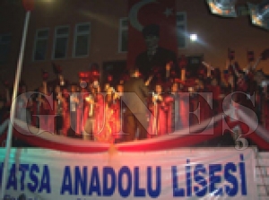 195 Öğrenciye Mezuniyet Belgeleri Verildi 195 Öğrenciye Mezuniyet Belgeleri Verildi