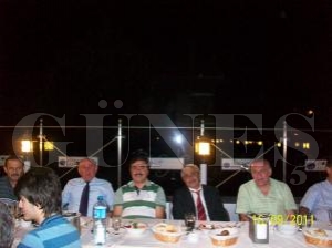 Miletvekili Mustafa Hamarat Ankara Dolunay‘da Ünyespor’a Yemek Verdi Miletvekili Mustafa Hamarat Ankara Dolunay‘da Ünyespor’a Yemek Verdi