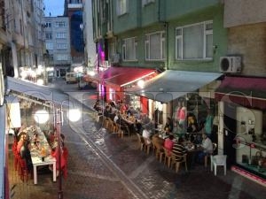 Esnaflar iftarda buluştular Esnaflar iftarda buluştular
