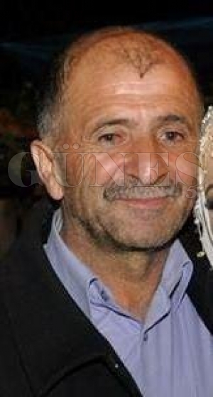 BABASINI ARABAYLA EZDİ BABASINI ARABAYLA EZDİ
