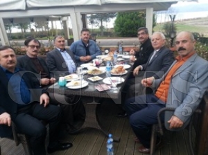 Ünyeli başkandan Fatsalı başkanlara ziyaret Ünyeli başkandan Fatsalı başkanlara ziyaret
