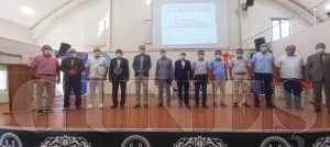 Emekli din görevlilerine plaket verildi Emekli din görevlilerine plaket verildi
