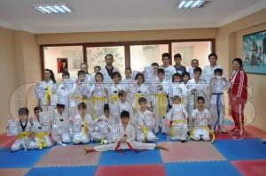 45 Sporcu bir üst kuşağa terfi etti 45 Sporcu bir üst kuşağa terfi etti