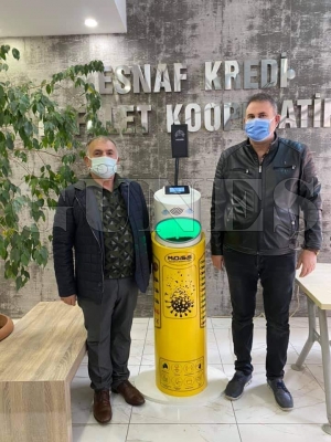 Kapıya Ateş ölçer yerleştirdiler Kapıya Ateş ölçer yerleştirdiler
