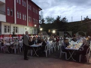 ENGELLİ ÇOCUKLAR VE AİLELERİ İFTARDA BULUŞTU ENGELLİ ÇOCUKLAR VE AİLELERİ İFTARDA BULUŞTU