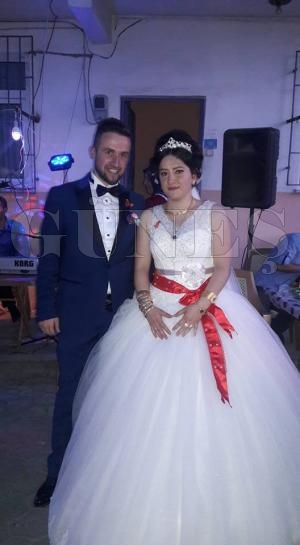 ÇİĞDEM İLE ADEM'İN EN MUTLU GÜNÜ ÇİĞDEM İLE ADEM'İN EN MUTLU GÜNÜ