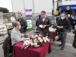 Gazeteci İbrahim Gündüz ”Altın Ölüm”ü imzaladı Gazeteci İbrahim Gündüz ”Altın Ölüm”ü imzaladı
