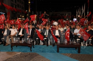 M�LLET�N ZAFER� 8. YILINDA... 15 TEMMUZ�UN 8. YILINDA DA ORDU TEK Y�REK OLDU