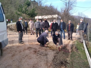 Salihli mahallesi Alaaltı mevki menfez ve konforlu beton yolu ile önemli bir hizmet aldı Salihli mahallesi Alaaltı mevki menfez ve konforlu beton yolu ile önemli bir hizmet aldı