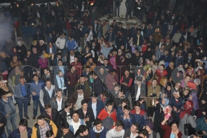 Cumhuriyet Meydanında Referandum sonucunu kutladılar Cumhuriyet Meydanında Referandum sonucunu kutladılar