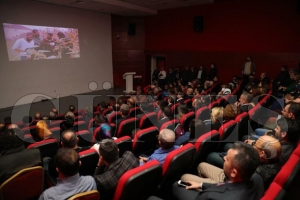 “Dedemin İmzası” seyirciyle ilk kez Fatsa’da buluştu “Dedemin İmzası” seyirciyle ilk kez Fatsa’da buluştu