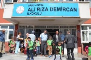 EMNYET, OKUL NLERNDE GVENL SALIYOR