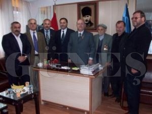 MERHUM KORE GAZS'NN ALESNDEN MUHARP GAZLER DERNE'NE TEEKKR ZYARET