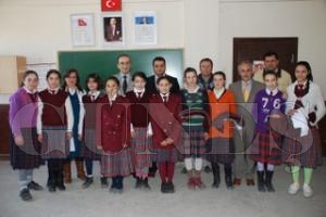 RENCLER KIYAFETLERLE SEVNDRLD