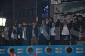 AK PARTL VEKLLER TEEKKR ZYARETN SRDRYOR