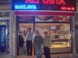 AL USTA ILDIRMI OLMALI..!! Tm Baklava eitleri 10 TL.