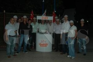 PARK'TA EVET STANDI