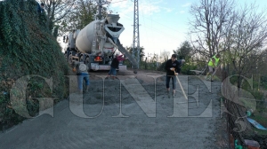 �ama��ta 3 kilometrelik beton yol �al��mas� ba�lad�