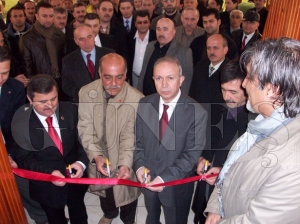 FATSO DESTEKLEMESİYLE TÜRKÇE - İNGİLİZCE BÖLGE TANITIM KİTABI - Doç. Dr. Algan; Bölgenin doğasına, renklerine aşık oldum FATSO DESTEKLEMESİYLE TÜRKÇE - İNGİLİZCE BÖLGE TANITIM KİTABI - Doç. Dr. Algan; Bölgenin doğasına, renklerine aşık oldum
