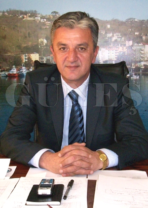 Yalıköy Belediye Başkanı Tahsin Karamustafa; ÖNCELİKLİ HEDEFİMİZ DERNEK KURMAK Yalıköy Belediye Başkanı Tahsin Karamustafa; ÖNCELİKLİ HEDEFİMİZ DERNEK KURMAK