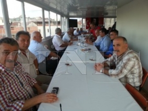 CHP İLÇE YÖNETİMİ YEREL SEÇİMLER İÇİN STARTINI VERDİ CHP İLÇE YÖNETİMİ YEREL SEÇİMLER İÇİN STARTINI VERDİ