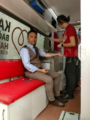 ÖĞRENCİ VE VELİLERDEN KAN BAĞIŞI ÖĞRENCİ VE VELİLERDEN KAN BAĞIŞI