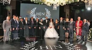 Handan ile Nurettin görkemli bir düğünle evlendiler Handan ile Nurettin görkemli bir düğünle evlendiler