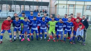 Aybastıspor'a malzeme desteği verdi Aybastıspor'a malzeme desteği verdi