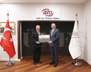 Başkan Karataş ATO başkanını ziyaret etti Başkan Karataş ATO başkanını ziyaret etti