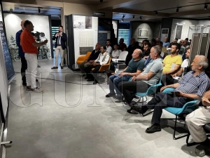 Seramik ustalarına seminer verildi... Murat Kaçak; “Ailemizi yeni evimizde ağırladık” Seramik ustalarına seminer verildi... Murat Kaçak; “Ailemizi yeni evimizde ağırladık”