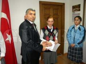 Cumhuriyet Bayramının 88.yılı Kutlamaları Sade Bir Törenle Gerçekleşti Cumhuriyet Bayramının 88.yılı Kutlamaları Sade Bir Törenle Gerçekleşti