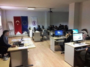 3 Bin 952 esnafmz  projenin belirtilen  sresi iinde  eitimden geecek