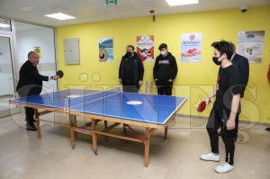 Ba�kan G�ler Gen�lik Merkezi�nde  gen�lerin sesine kulak verdi