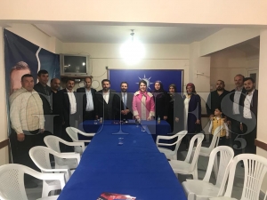 Hamide Aydemir Demir ilçe teşkilatları ile biraraya geldi Hamide Aydemir Demir ilçe teşkilatları ile biraraya geldi
