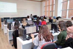 niversitemiz Yeni Alan Programlarla Lisansst Eitim Kapasitesini Artrmaya devam ediyor