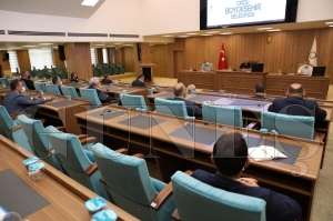 Hilmi Güler: “ilçe belediyeleri hedef büyütmeli” Hilmi Güler: “ilçe belediyeleri hedef büyütmeli”