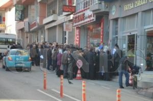 -KS BAVURULARI N UZUN KUYRUKLAR OLUTU