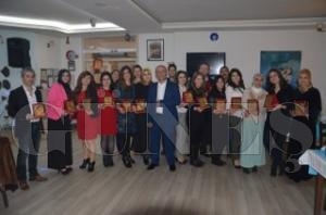 RETMENLER N ZEL VE DLL YEMEK GECES
