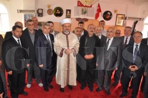 DİYANET İŞLERİ BAŞKANI CEM EVİNİ GEZDİ DİYANET İŞLERİ BAŞKANI CEM EVİNİ GEZDİ