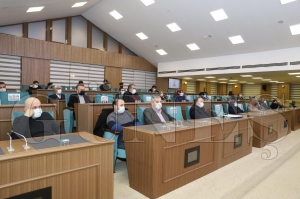 19 ilede yatrm ata devam ediyor...Bakan Gler: 5 ylda yapacamz hizmeti 20 ayda yaptk
