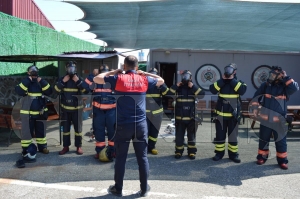 OB�TEM T�rkiye�nin itfaiyecilerini yeti�tiriyor10 farkl� itfaiye te�kilat�ndan 15 personele 3 hafta s�reyle 120 saatlik itfaiye e�itim program� d�zenlendi