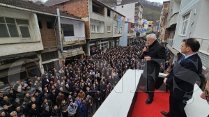 Enver Yılmaz sevgisi çığ gibi büyüyor...Enver Yılmaz’dan Tepealan’da tarihi miting Enver Yılmaz sevgisi çığ gibi büyüyor...Enver Yılmaz’dan Tepealan’da tarihi miting