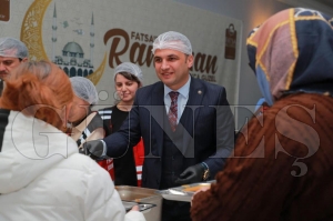 İlk iftar sofrası kuruldu İlk iftar sofrası kuruldu