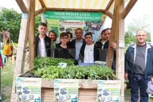 4.Tohum takas şenliğine büyük ilgi 4.Tohum takas şenliğine büyük ilgi