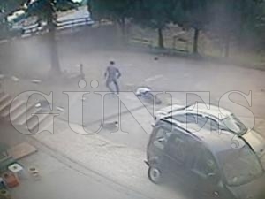 KAZA AN ANI MOBESE'DE 1 K LD  K YARALANDI