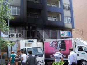 KAMYONETTE BALAYAN YANGIN FACAYA SEBEP OLMADAN SNDRLD
