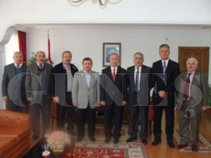 KAYMAKAM YURDAER BELEDYE BAKANLARI LE TOPLANTI YAPTI